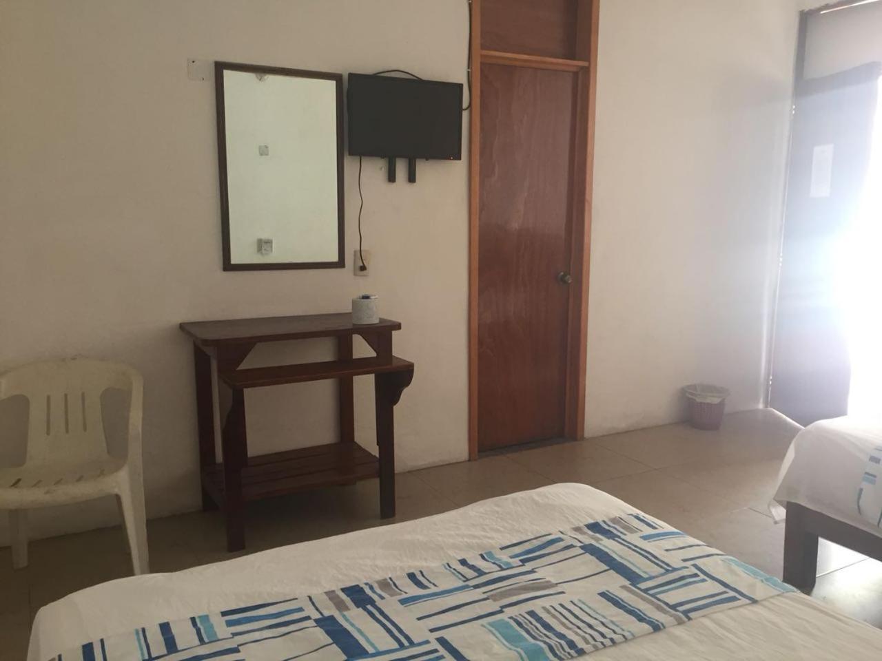 Hotel Carruiz Puerto Escondido  Bagian luar foto