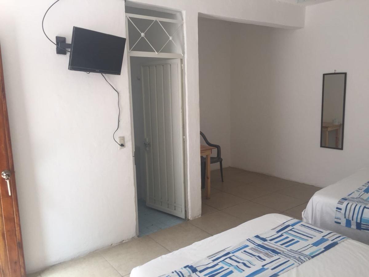 Hotel Carruiz Puerto Escondido  Bagian luar foto