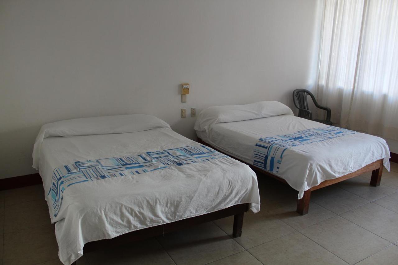 Hotel Carruiz Puerto Escondido  Bagian luar foto