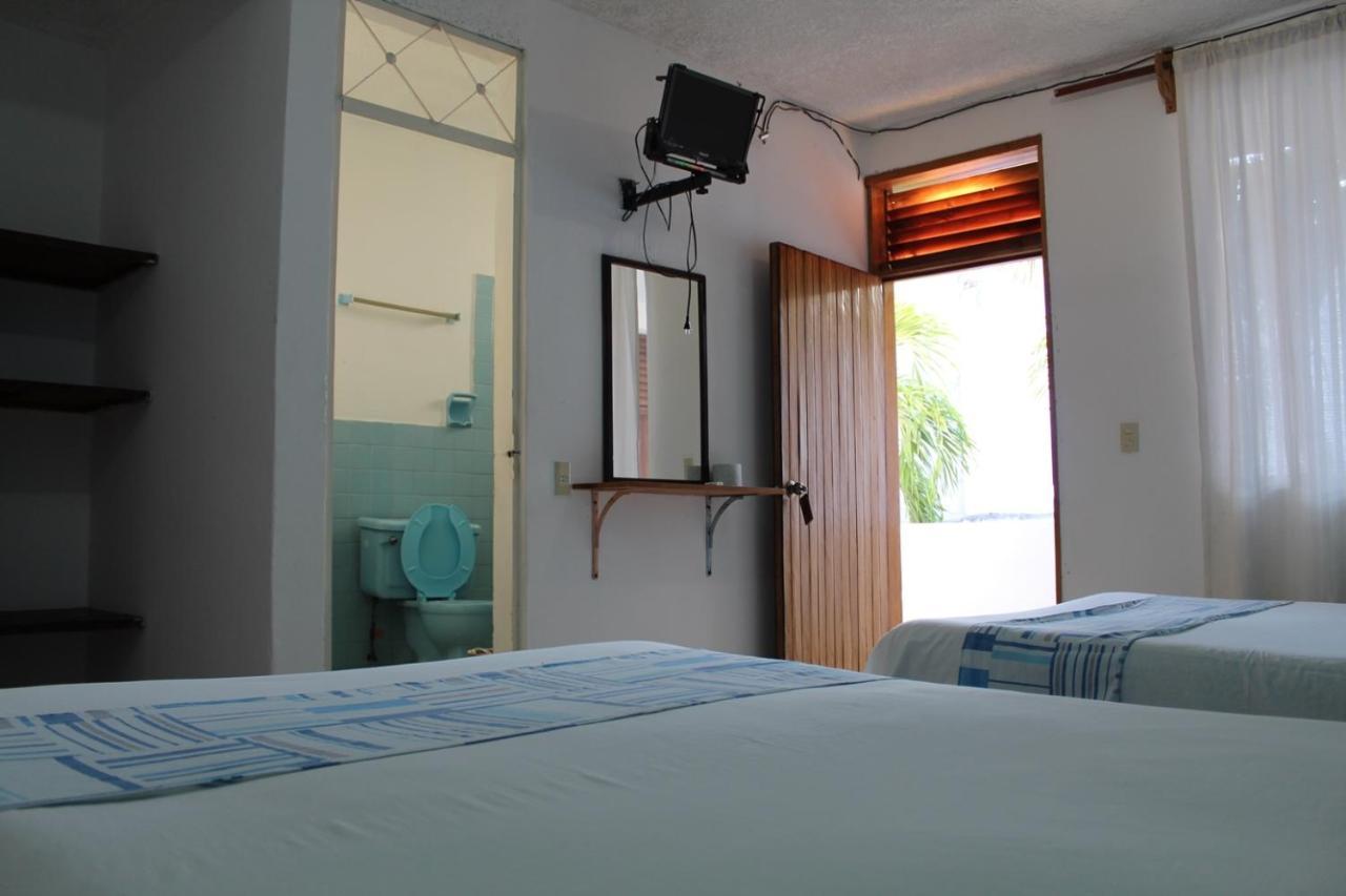 Hotel Carruiz Puerto Escondido  Bagian luar foto