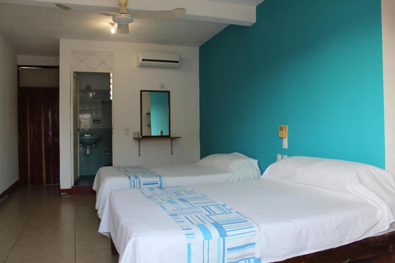 Hotel Carruiz Puerto Escondido  Bagian luar foto